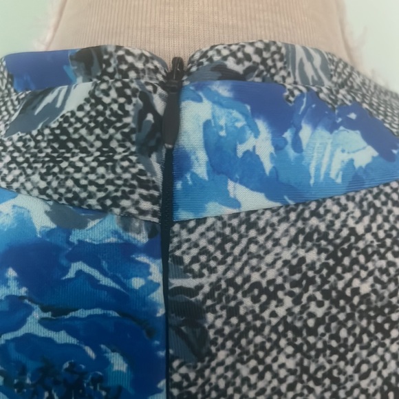 Floral Wiggle Pin-Up Stretch Retro Dress - Picture 10 of 11